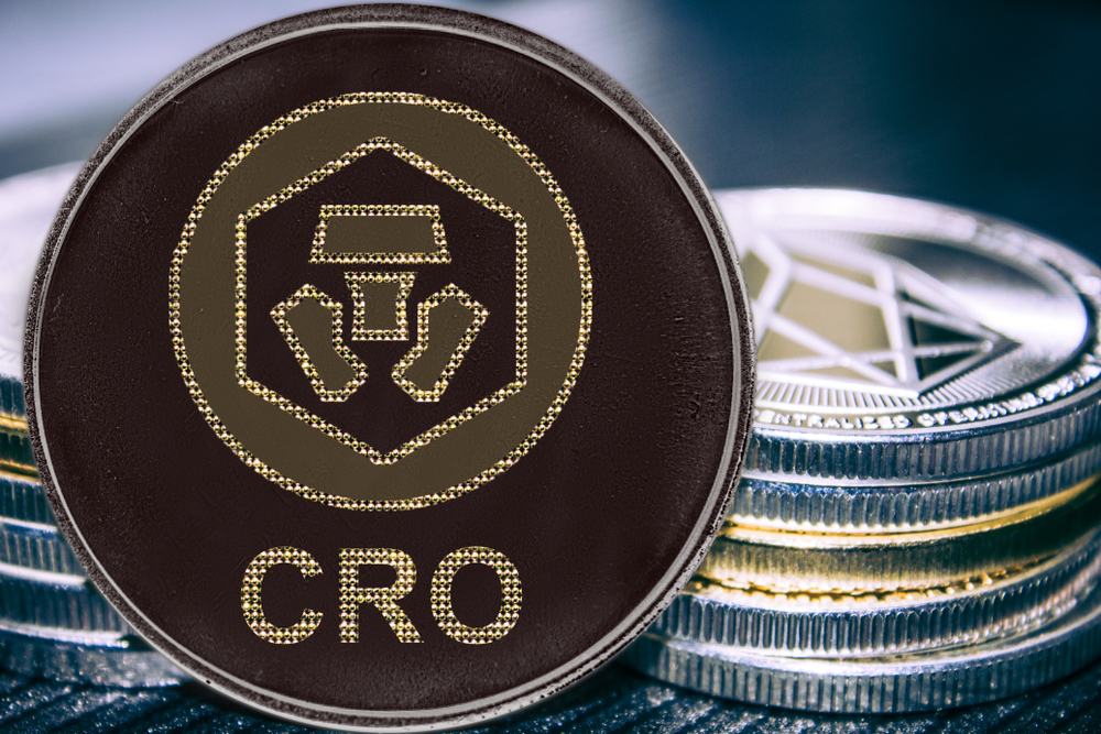 Crypto.com CRO/USD on the brink of another low as momentum wanes